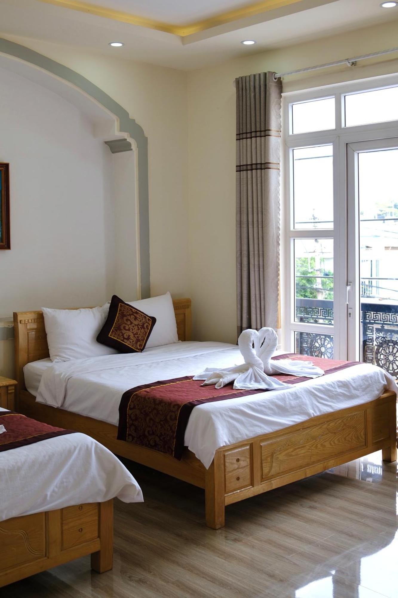 Kim Ngan Hotel Buôn Ma Thuột Dış mekan fotoğraf
